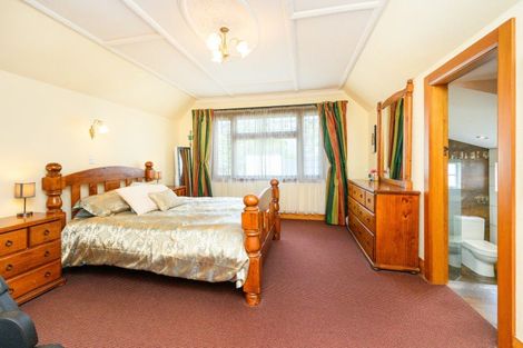 Photo of property in 3 Massey Street, Palmerston North, 4414