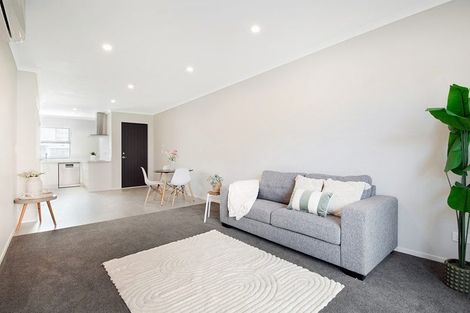 Photo of property in 63 O'meara Street, Swanson, Auckland, 0614