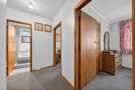 Photo of property in 67 South Belt, Solway, Masterton, 5810