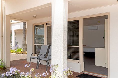 Photo of property in 11/24 Reads Quay, Gisborne, 4010