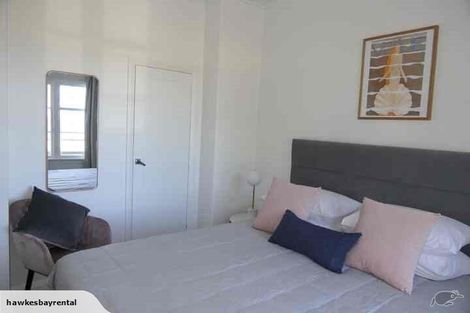 Photo of property in 4/541 Marine Parade, Napier South, Napier, 4110
