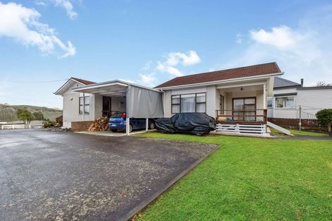 Photo of property in 30 Kiwi Road, Taihape, 4720