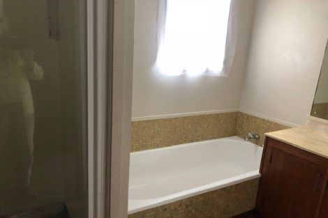 Photo of property in 83 Daffodil Street, Titirangi, Auckland, 0604