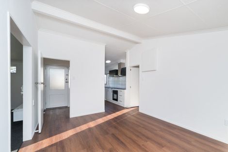 Photo of property in 114 Tremaine Avenue, Westbrook, Palmerston North, 4412