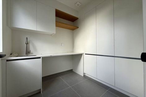 Photo of property in 43 Evergreen Parade, Rosehill, Papakura, 2113