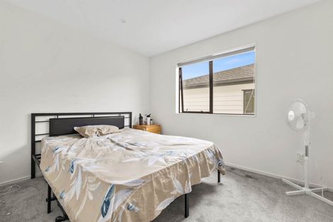 Photo of property in 25 Woven Place, Karaka, 2113
