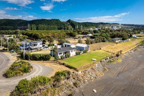 Photo of property in 43 North Shore Road, Eskdale, Napier, 4182