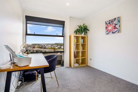 Photo of property in 8 Raranga Lane, Hobsonville, Auckland, 0616