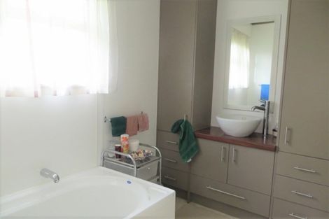 Photo of property in 44 Clarke Avenue, Te Aroha, 3320