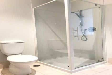 Photo of property in 9b/30 Westward Ho, Glen Eden, Auckland, 0602