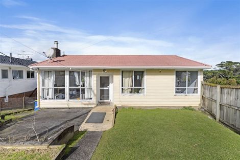 Photo of property in 22 Edgeworth Road, Glenfield, Auckland, 0629