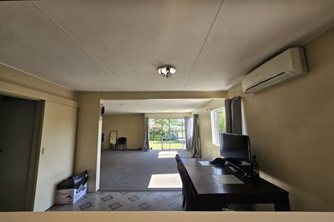 Photo of property in 49 Tait Drive, Greenmeadows, Napier, 4112