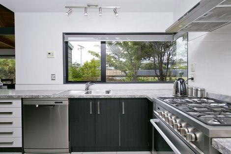 Photo of property in 1/5 Koha Road, Taupo, 3330