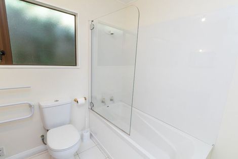 Photo of property in 28a Farm Road, Northland, Wellington, 6012