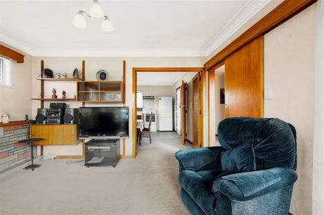Photo of property in 12 Te Kanawa Crescent, Henderson, Auckland, 0610