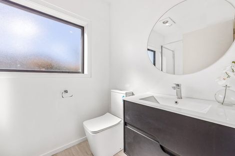 Photo of property in 86 Racecourse Road, Sockburn, Christchurch, 8042