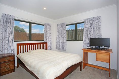 Photo of property in 112a Longford Park Drive, Takanini, 2112