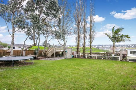 Photo of property in 80 Royal Road, Massey, Auckland, 0614