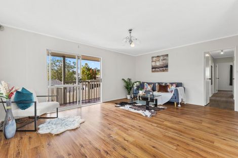 Photo of property in 2/39 Bayview Road, Bayview, Auckland, 0629