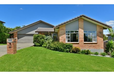 Photo of property in 10 Seamount Drive, Red Beach, 0932