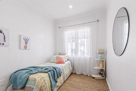 Photo of property in 14 Toi Street, Tawhero, Whanganui, 4501