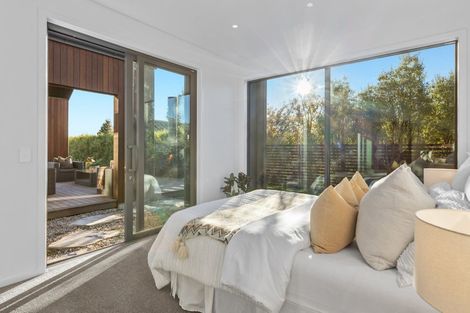 Photo of property in 8 Kerrera Lane, Jacks Point, Queenstown, 9371