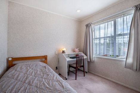 Photo of property in 4 Meadowvale Avenue, Forrest Hill, Auckland, 0620