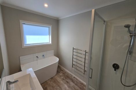 Photo of property in 33 Matenga Street, Waikanae, 5036