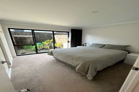 Photo of property in 66 Mapou Road, Hobsonville, Auckland, 0616