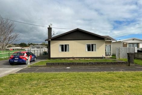 Photo of property in 5 Strange Street, Waitara, 4320