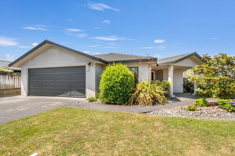 Photo of property in 75 Parnell Heights, Kelvin Grove, Palmerston North, 4414