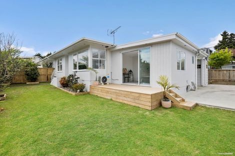 Photo of property in 11 Tonkin Drive, Sunnynook, Auckland, 0620