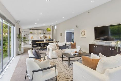 Photo of property in 1 Westall Lane, Avonhead, Christchurch, 8042