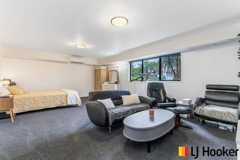 Photo of property in 3/9 Nelson Street, Papakura, 2110