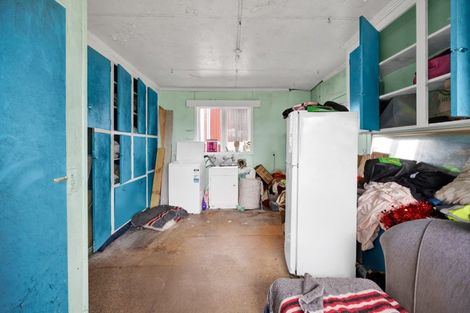 Photo of property in 24 Richmond Street, Fitzroy, New Plymouth, 4312