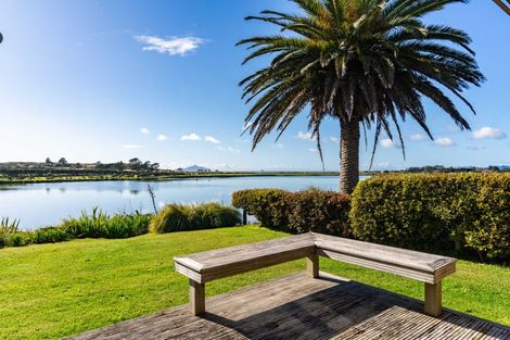 Photo of property in 16 Riverview Place, Waipu, 0582