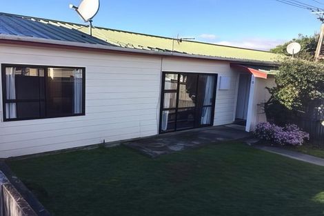 Photo of property in 39 Morere Street, Titahi Bay, Porirua, 5022