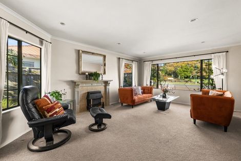 Photo of property in 19 Kingsgate Avenue, Havelock North, 4130