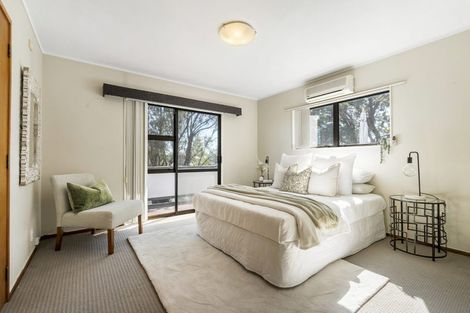 Photo of property in 15 Anne Mclean Drive, Bayview, Auckland, 0629