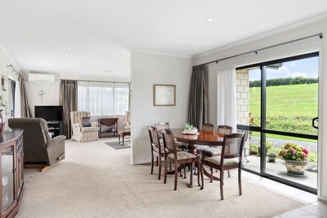 Photo of property in 25 Willowgrange Place, Pukekohe, 2120
