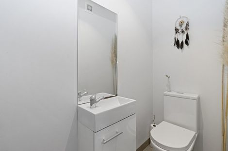 Photo of property in 39u2 Norton Road, Frankton, Hamilton, 3204