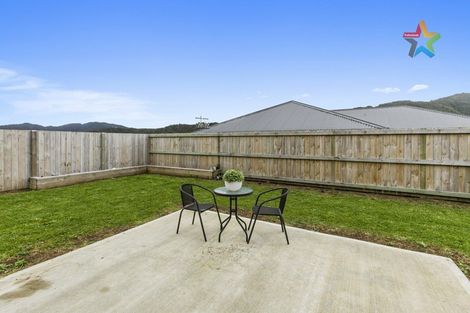 Photo of property in 10 Jack Vaughan Grove, Wainuiomata, Lower Hutt, 5014