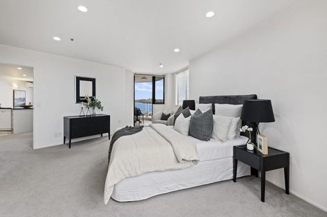 Photo of property in 5d/173 Hurstmere Road, Takapuna, Auckland, 0622