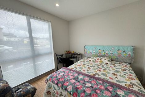 Photo of property in 82 Puwha Street, Massey, Auckland, 0614