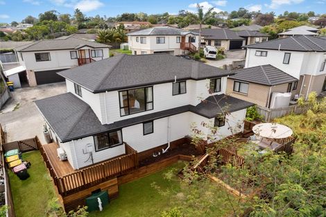 Photo of property in 1b Makora Road, Massey, Auckland, 0614
