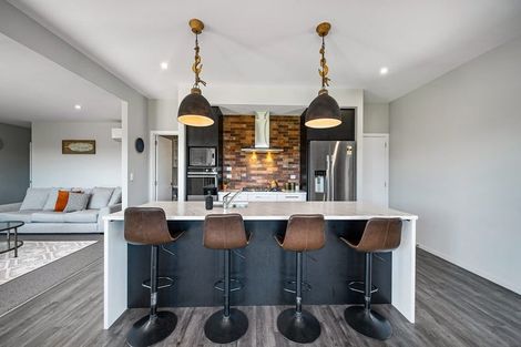 Photo of property in 70 Kingsdowne Drive, West Melton, 7618