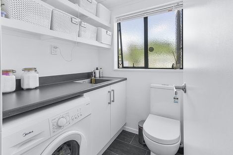 Photo of property in 13 Urlich Avenue, Melville, Hamilton, 3206