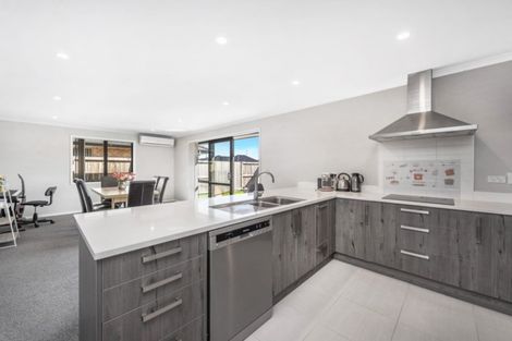 Photo of property in 7 Oolong Court, Huntington, Hamilton, 3210