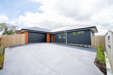 Photo of property in 8 Roberts Line, Kelvin Grove, Palmerston North, 4414