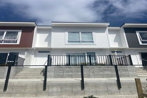 Photo of property in 30/30 Adventure Drive, Whitby, Porirua, 5024